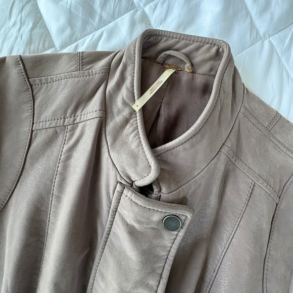 Free People Muted Purple Moto Vegan Leather Jacket Size 6 - Picture 2 of 6